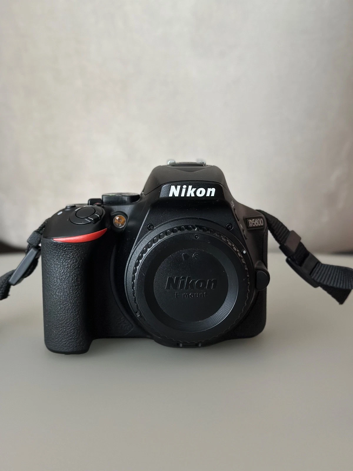 Nikon Nikon D5600 DSLR Camera + 2 Lenses