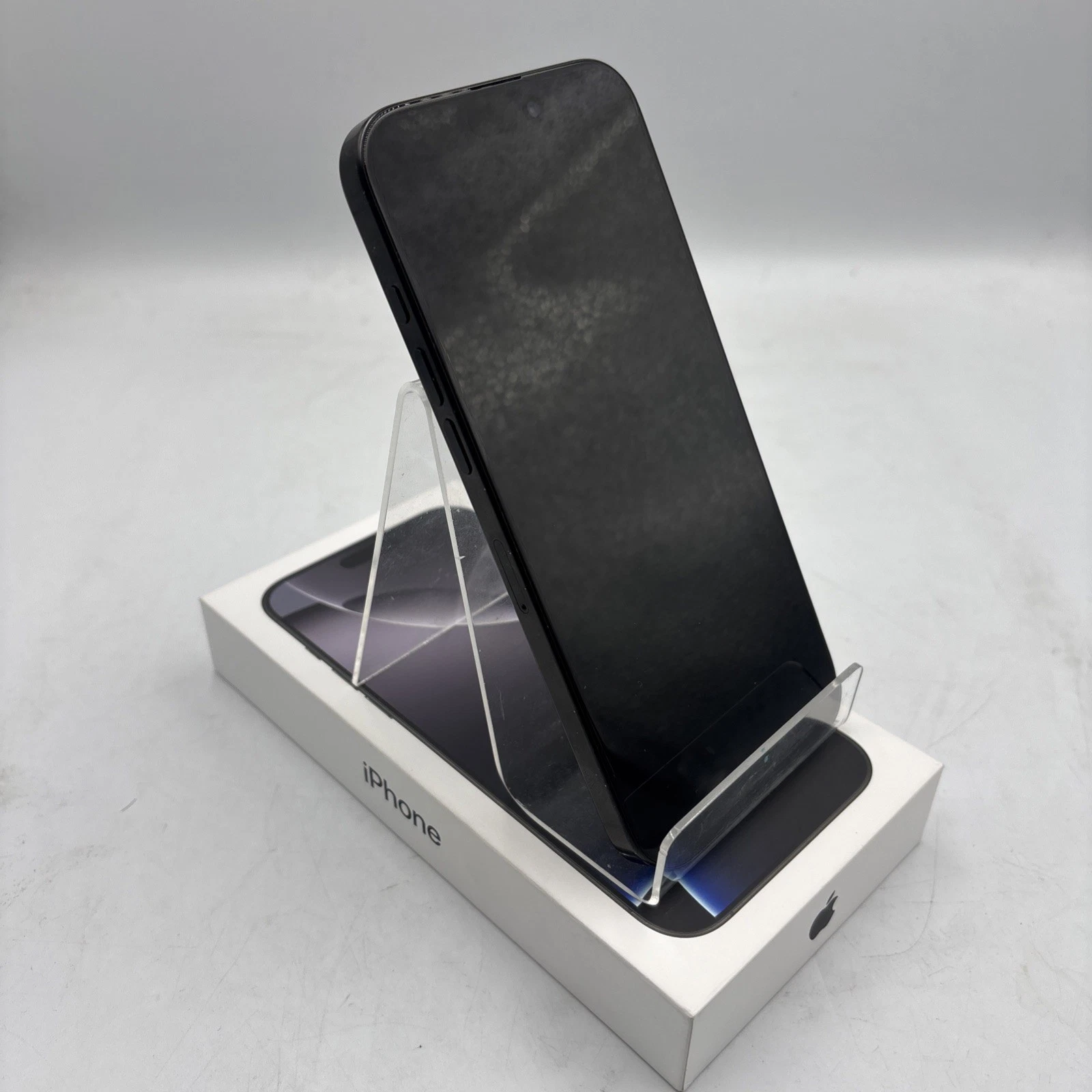 Apple iphone 16 pro max 256gb black titanium unlocked