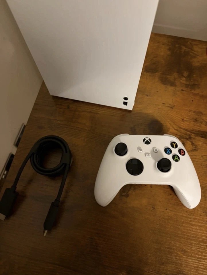 Microsoft Microsoft Xbox Series X 1TB White Console with Controller
