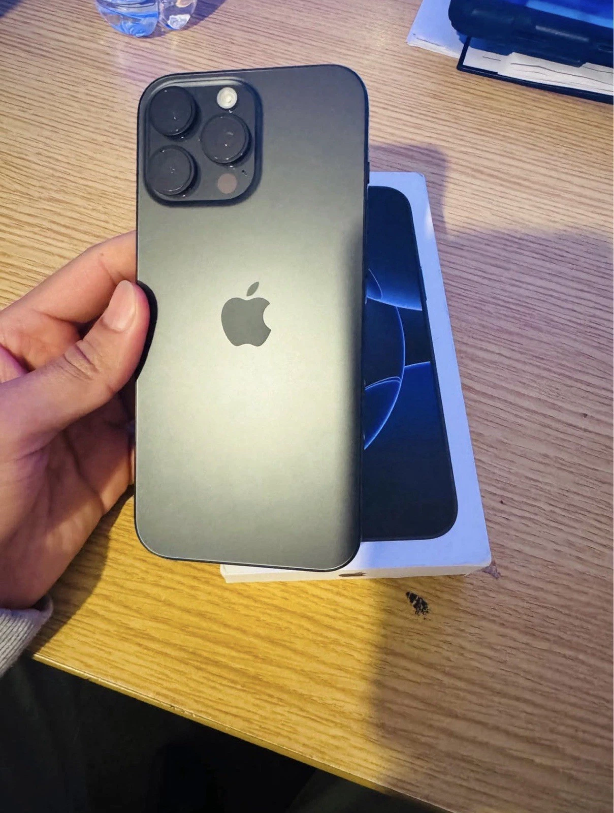 Apple iPhone 16 Pro Max Black Titanium 256GB