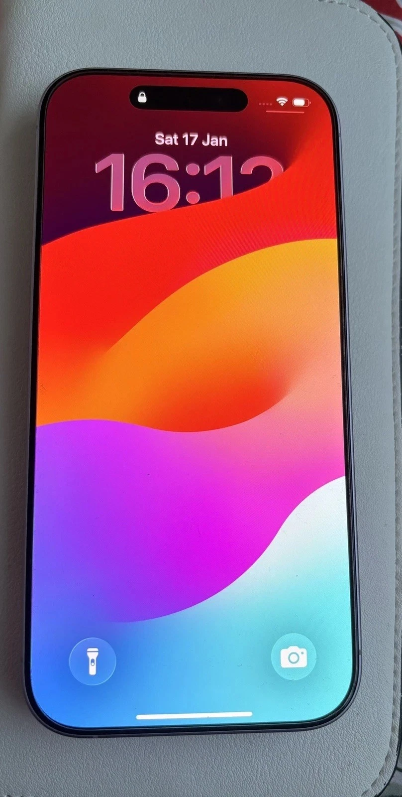 Apple SIM Free iPhone 17 5G 256GB - Lavender - Excellent condition